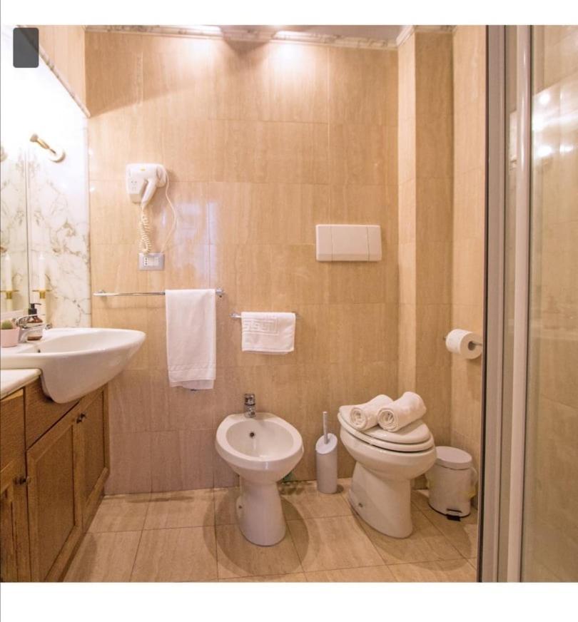 Lovely Apartments In City Centre "Third Floor, Without Elevator" Roma Exterior foto